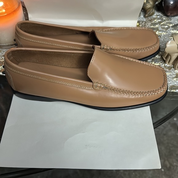 Bass Womens Boxwood Tan Patent Loafer/Moc Leather Sole, Made Brazil 6.5M, NIB - Picture 4 of 7